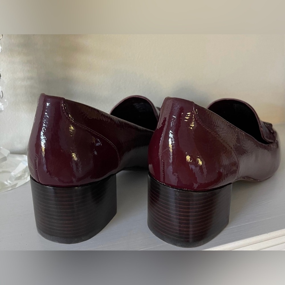 Tory Burch JESSA HEELED LOAFER in Burgundy Size 8.5 New with Tag - Picture 7 of 8